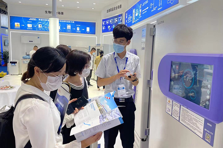 Peralatan saintifik dan perubatan kami digunakan secara meluas di peringkat antarabangsa di institusi penyelidikan saintifik